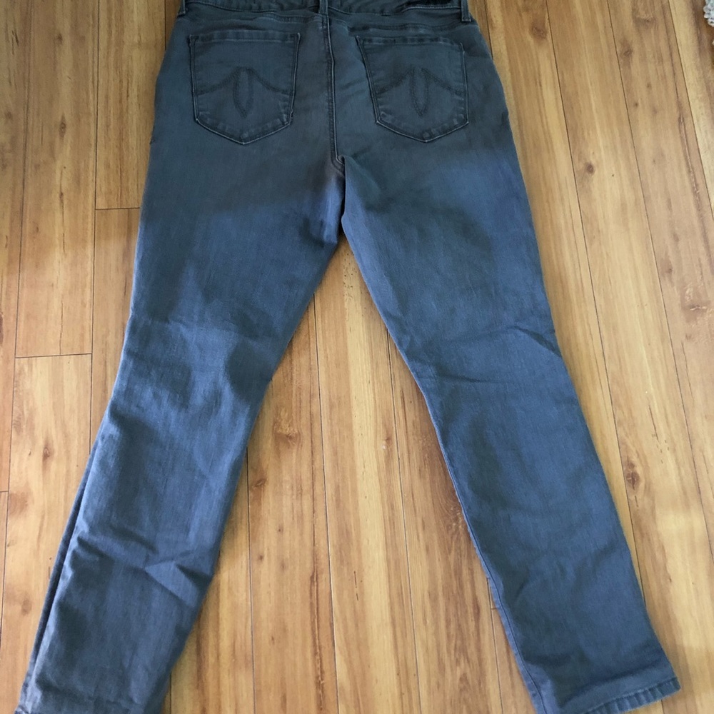 Level 99 Petite Jeans